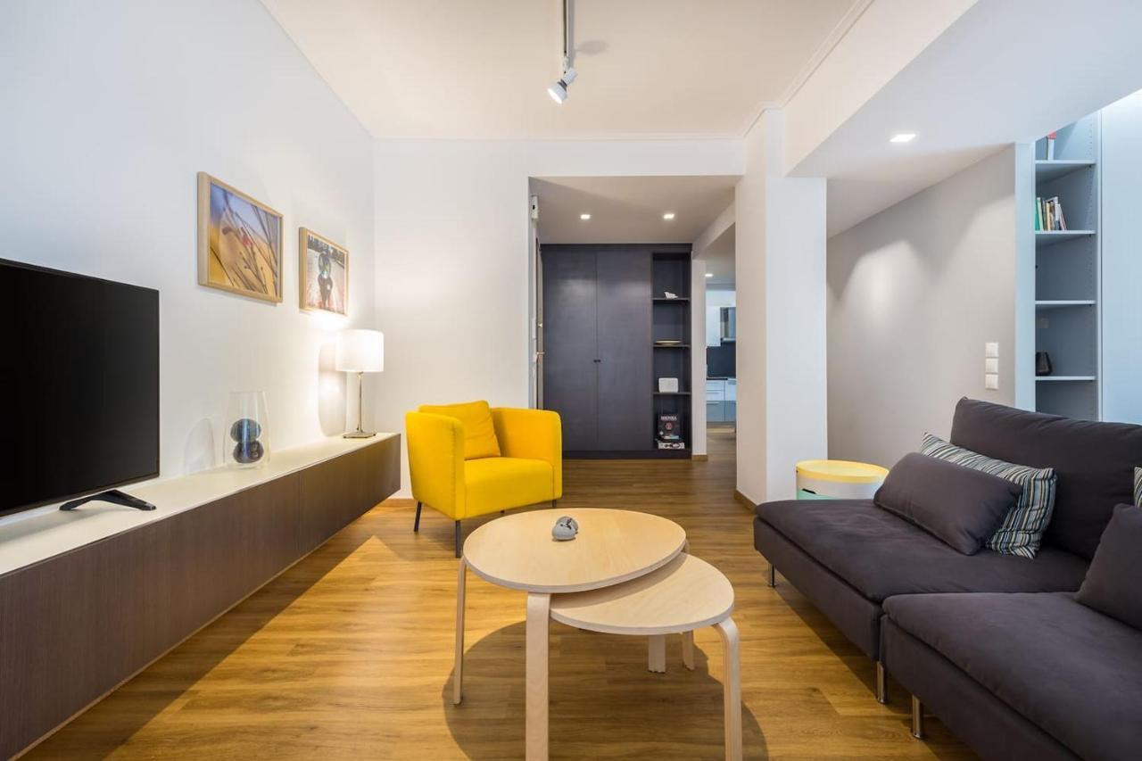 Elegant Apartment W Great Balcony In Vouliagmeni Aten Exteriör bild